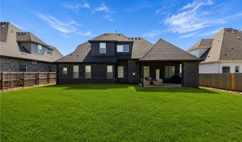 5910 SW Dryden Rd, Bentonville, AR 72713