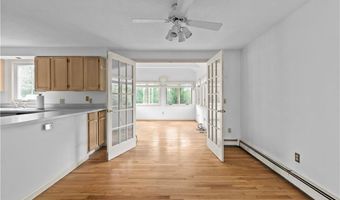 103 Gosset's Turn Dr, Middletown, RI 02842