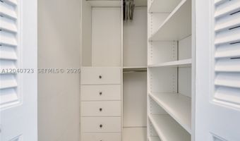 2880 NE 203rd St 34B, Aventura, FL 33180