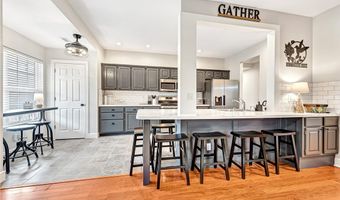 701 SW Maidstone Ave, Bentonville, AR 72712