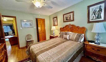 16 Lagoon Blvd, Brigantine, NJ 08203