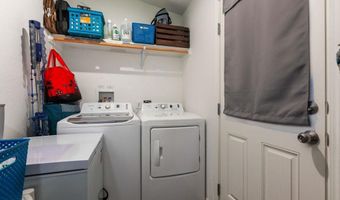2605 Kauana Loa Dr, Escondido, CA 92029
