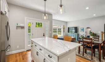 25 Ross Ave, Coventry, CT 06238