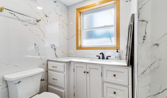 2430 S Shag Bark Trl, Arlington Heights, IL 60005