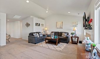 3825 Winged Dove St, Caldwell, ID 83605