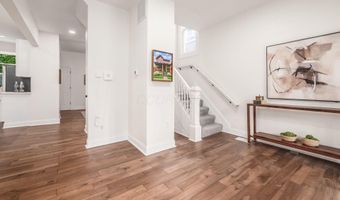 344 E Whittier St, Columbus, OH 43206