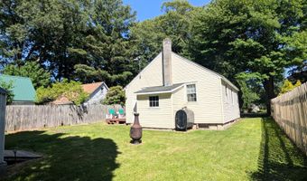 17 Autumn Trl, Coventry, CT 06238