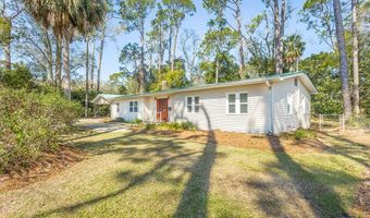 253 Prado St, Apalachicola, FL 32320