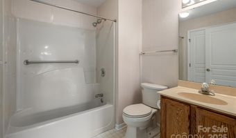 4805 Breakers Ln, Asheville, NC 28806