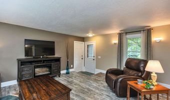 66 Cambridge Rd, Bedford, NH 03110