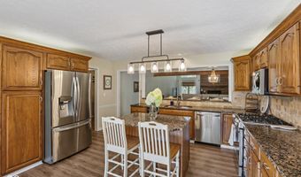 11120 Saint Charles Pl, Carmel, IN 46033