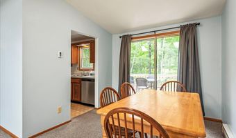 605 N Scenic Dr, Albrightsville, PA 18210