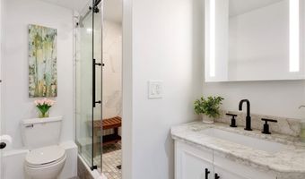 75 Pelham St A, Newport, RI 02840