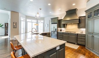 904 NW Oxford Gate, Bentonville, AR 72712
