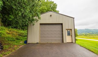 S1572 State Road 37, Alma, WI 54610
