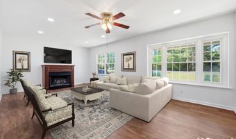 122 Forest Dr, Aberdeen, NC 28315
