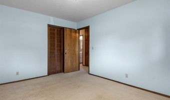 1801 Rolling Hills Pl, Bartlesville, OK 74006