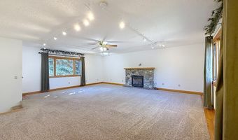 707 Circle Dr, Buffalo, WY 82834
