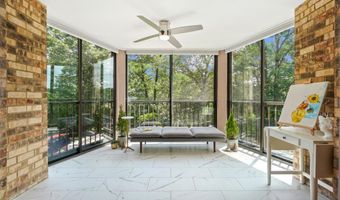 5904 MOUNT EAGLE Dr 108B, Alexandria, VA 22303