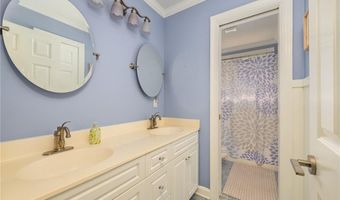 183 Scottsdale Dr, Advance, NC 27006