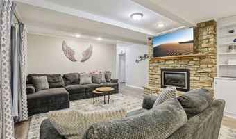 1641 Hillcrest Ave, Anderson, IN 46011