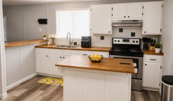 2292 N Ironwood Dr 97, Apache Junction, AZ 85120