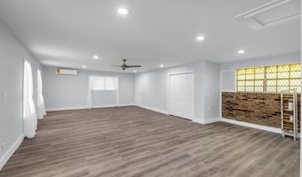 729 Canterbury Dr, Biloxi, MS 39532