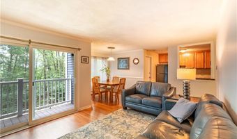 7 Wake Robin Rd 407, Lincoln, RI 02865