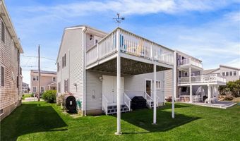 16 Elm Ave, Narragansett, RI 02882