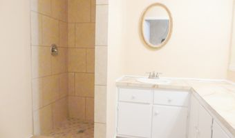 809 NW 10th St, Andrews, TX 79714