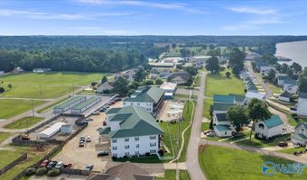 5835 Bay Village Dr 101, Athens, AL 35611