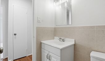 5340 HOLMES RUN Pkwy 904, Alexandria, VA 22304