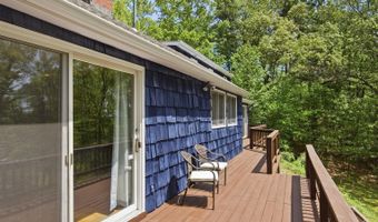 5 Pinecrest Cir, Bedford, NH 03110