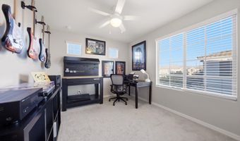 905 S CANAL Dr 13, Chandler, AZ 85225