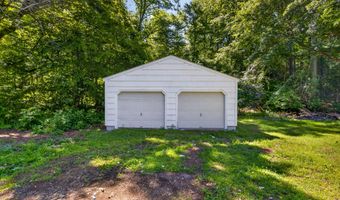 41 Piscitello Dr, Branford, CT 06405
