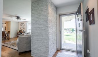 713 17th Ave SW, Altoona, IA 50009