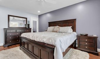 633 Spray Ave, Beachwood, NJ 08722