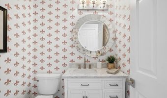 15 Strafford Ln, Bedford, NH 03110