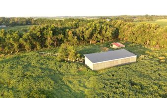 38452 129th St, Aberdeen, SD 57401