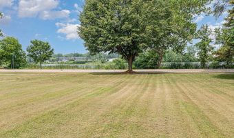 235 Riverside Dr, Alma, MI 48801