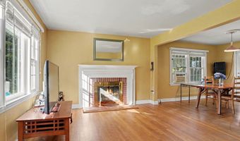 555 Lakeside Dr, Bridgeport, CT 06606