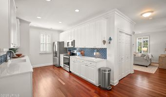 49 Holbrook Dr, Beaufort, SC 29902