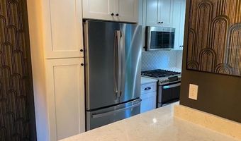 3372 GUNSTON, Alexandria, VA 22302
