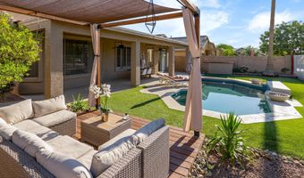 10909 W CHASE Ln, Avondale, AZ 85323