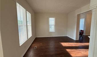 219 N 12th St, Atchison, KS 66002