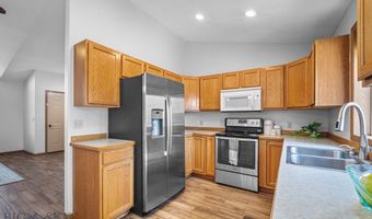 704 Mayfair Dr, Belgrade, MT 59714