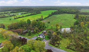 13755 Main Rd, Akron, NY 14001