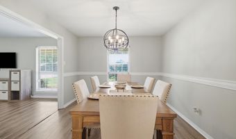 319 Eastview Dr, Biloxi, MS 39531