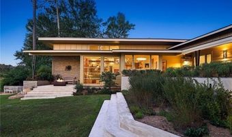 913 CAMPHILL Dr, Abita Springs, LA 70420