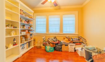 28 Reservoir St, Bethel, CT 06801